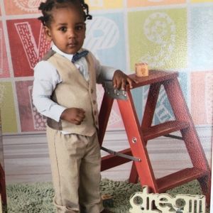 Meet your Posher, Joy